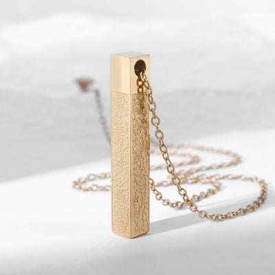 Gold-coloured Ayatul Kursi 3D Bar Necklace